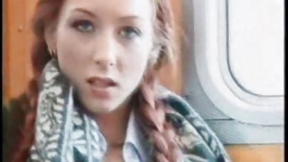 Armăsarul chel video sex amatori și-a lins cu îndemânare pizda și analul prietenei