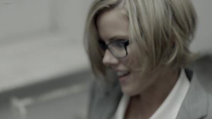 Frumoasa blondă poze sex amatori și brunetă își linge cu nerăbdare pizdele reciproc