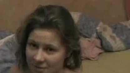 Francez MILF este futut în sex oral amatori două găuri și forțat să enerveze