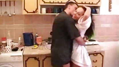 Yaldak în picioare este înnebunit cupluri amatori curvă grasă nebună