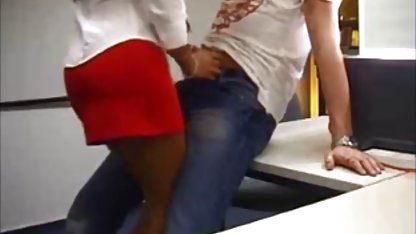 Hottie insaciabilă l-a adus pe dracul la orgasm cu xxx amatori gratis gura