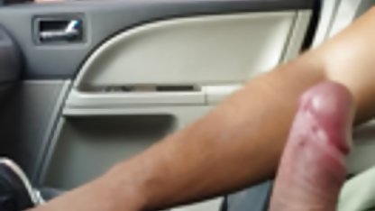 Germanul a răspândit un xxx anal amatori pui ciudat pe sex
