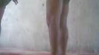 Sexy milf busty a futai de amatori dat un bărbat adult