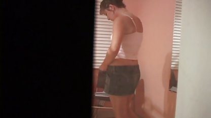 Bruneta pieptoasa in ciorapi a primit o pula puternica in anus sex amatori gratis