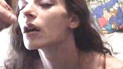 Blonda handjob mângâind pasarica amatoare romance ras