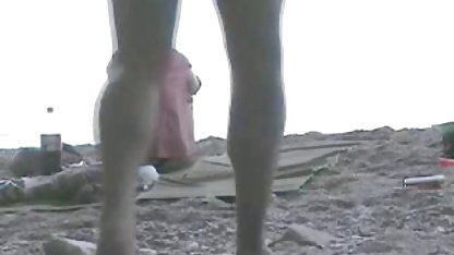 Prietenul Bonnie a futut o camera ascunsa amatori fată în diferite poze