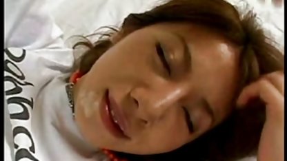 Blonda sexy a dat o muie chiar în futai intre amatori casa