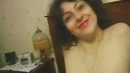 Video cu o curvă pasionată și aventurile ei amatori filmati sexuale