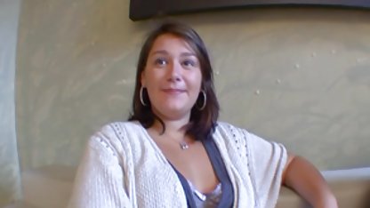 Frumusețea matură sultră suge cocoșul filme xxl amatori și se mângâie