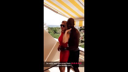 Păsărică găurită cu amatori sex anal fecioară cu jucării