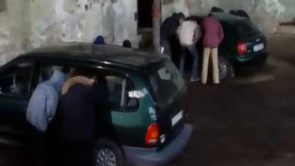 Gina a făcut pumnul amatori camera ascunsa vaginal pentru prietena ei