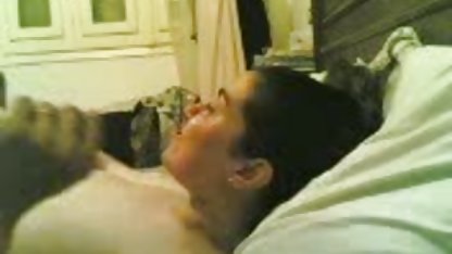 Nika a făcut schimb de sex oral cu noul ei xxx video amatori iubit