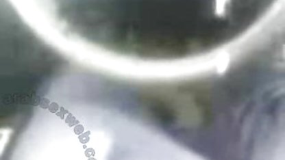 Iubita barbă free porn amatori hippie futută în loc să meargă