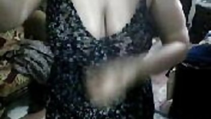 Rebecca sex cupluri amatori se relaxează datorită masturbării active